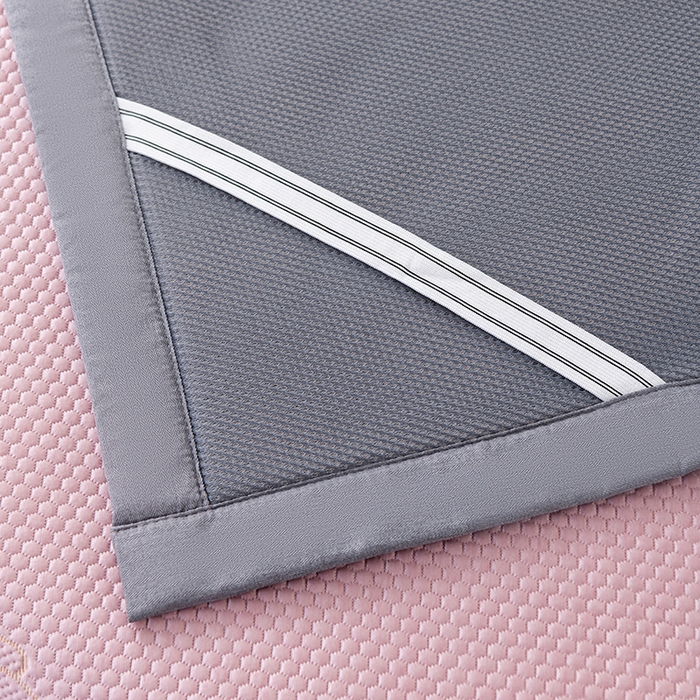 91家纺网 家纺一手货源 找家纺 2025新款山茶花系列冰豆豆凉席 山茶花床席款-粉