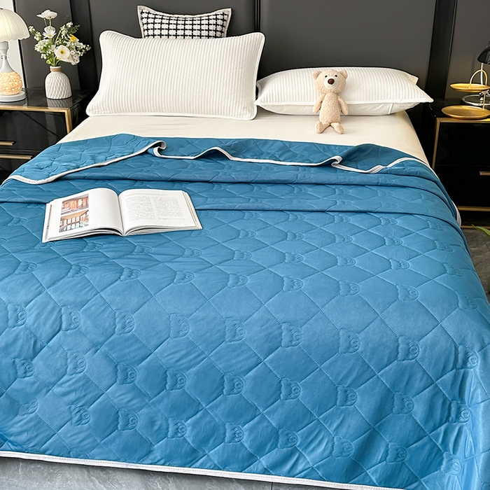 91家纺网 家纺一手货源 找家纺 爱洛家纺 2025新款A类凉感丝夏被被子被芯 梦幻蓝