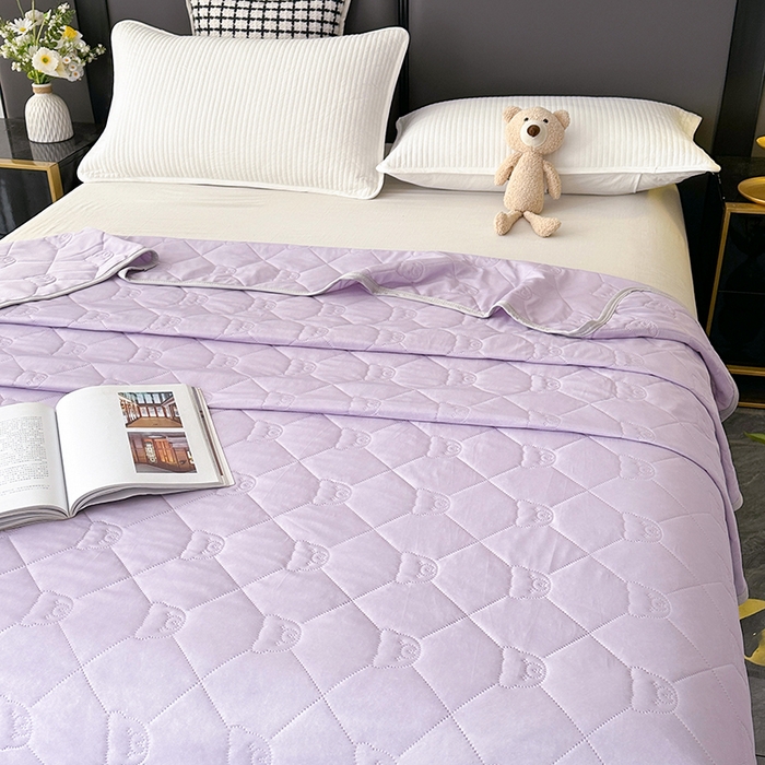 91家纺网 家纺一手货源 找家纺 爱洛家纺 2025新款A类凉感丝夏被被子被芯 紫色