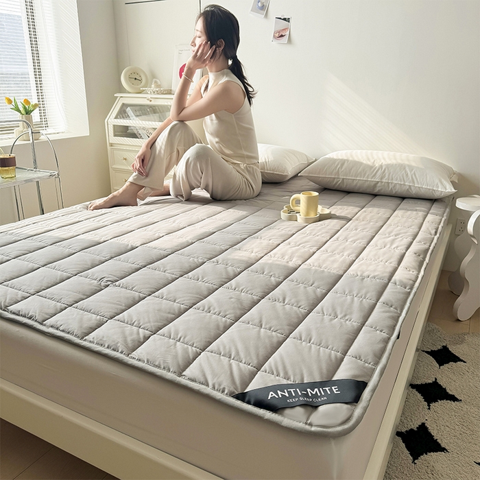 91家纺网 家纺一手货源 找家纺 丽诺床垫 2025新款全棉防螨两用床褥全系列 全棉抗菌两用床褥-灰色