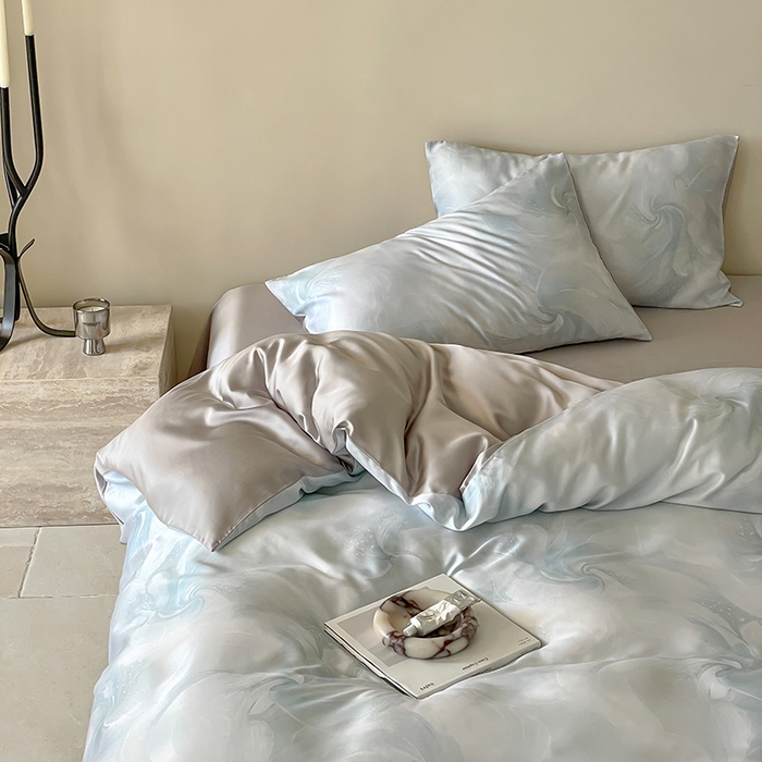 91家纺网 家纺一手货源 找家纺 沐晴家纺 2025春夏新款纯色数码印花60兰精天丝四件套 莫斯-蓝