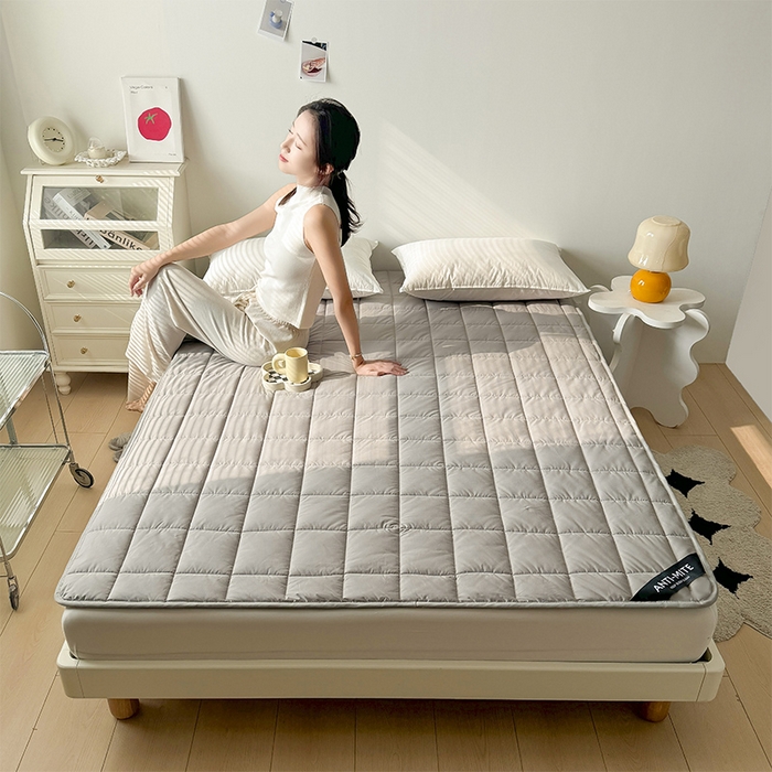 91家纺网 家纺一手货源 找家纺 丽诺床垫 2025新款全棉防螨两用床褥全系列 全棉抗菌两用床褥-灰色
