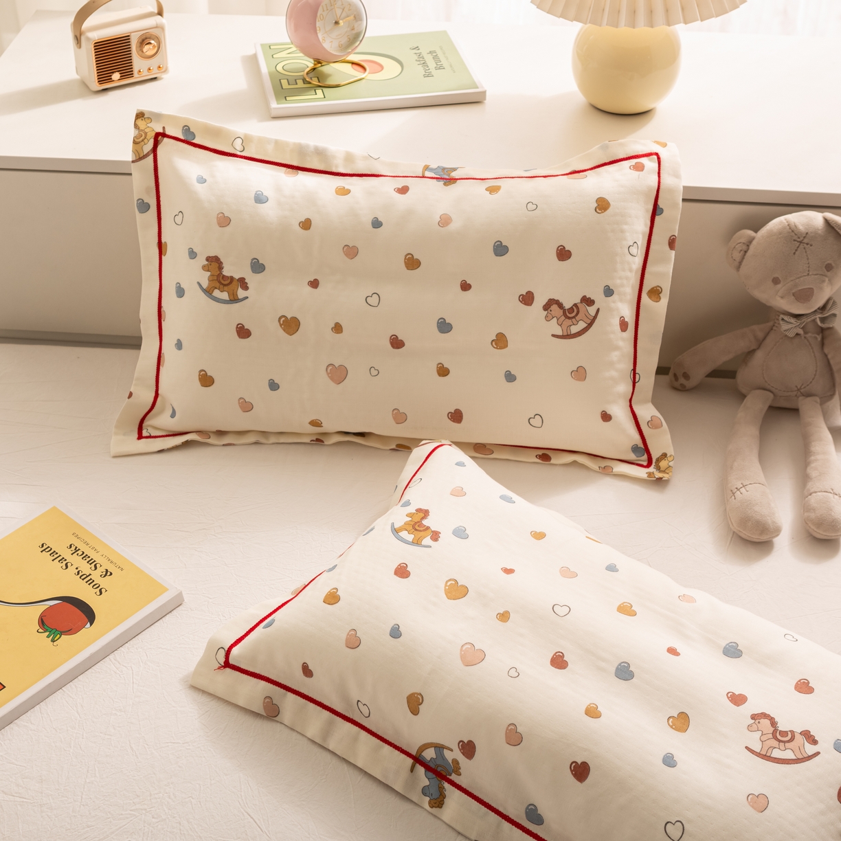 91家纺网 家纺一手货源 找家纺 萌番宝 2025新款A类全棉纯棉水洗双层纱卡通儿童单枕套信封枕单枕套 枕套单件 梦幻木马