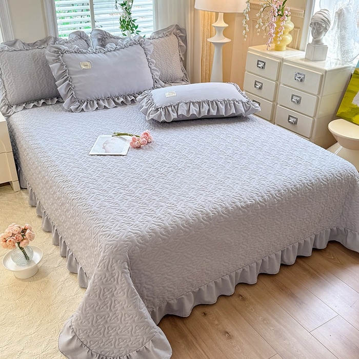 91家纺网 家纺一手货源 找家纺 （总）花香四季家纺 2025新款泡芙小姐双层纱华夫格柔棉夹棉绗缝床盖床垫子单件三件套