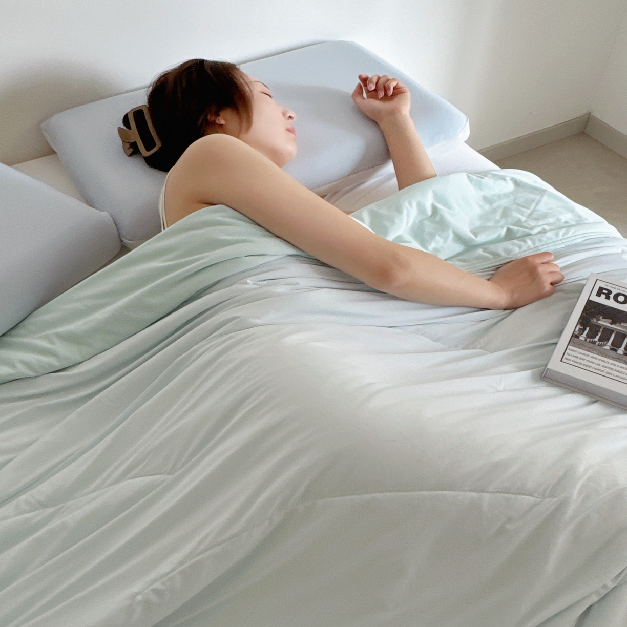 91家纺网 家纺一手货源 找家纺 兜米家居 2025新品某朵同款深睡双感夏被空调被 冰清