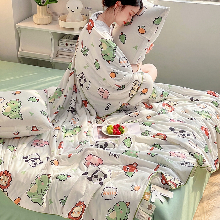 91家纺网 家纺一手货源 找家纺 简爱 2025新款A类针织棉大豆纤维夏被 卡通世界