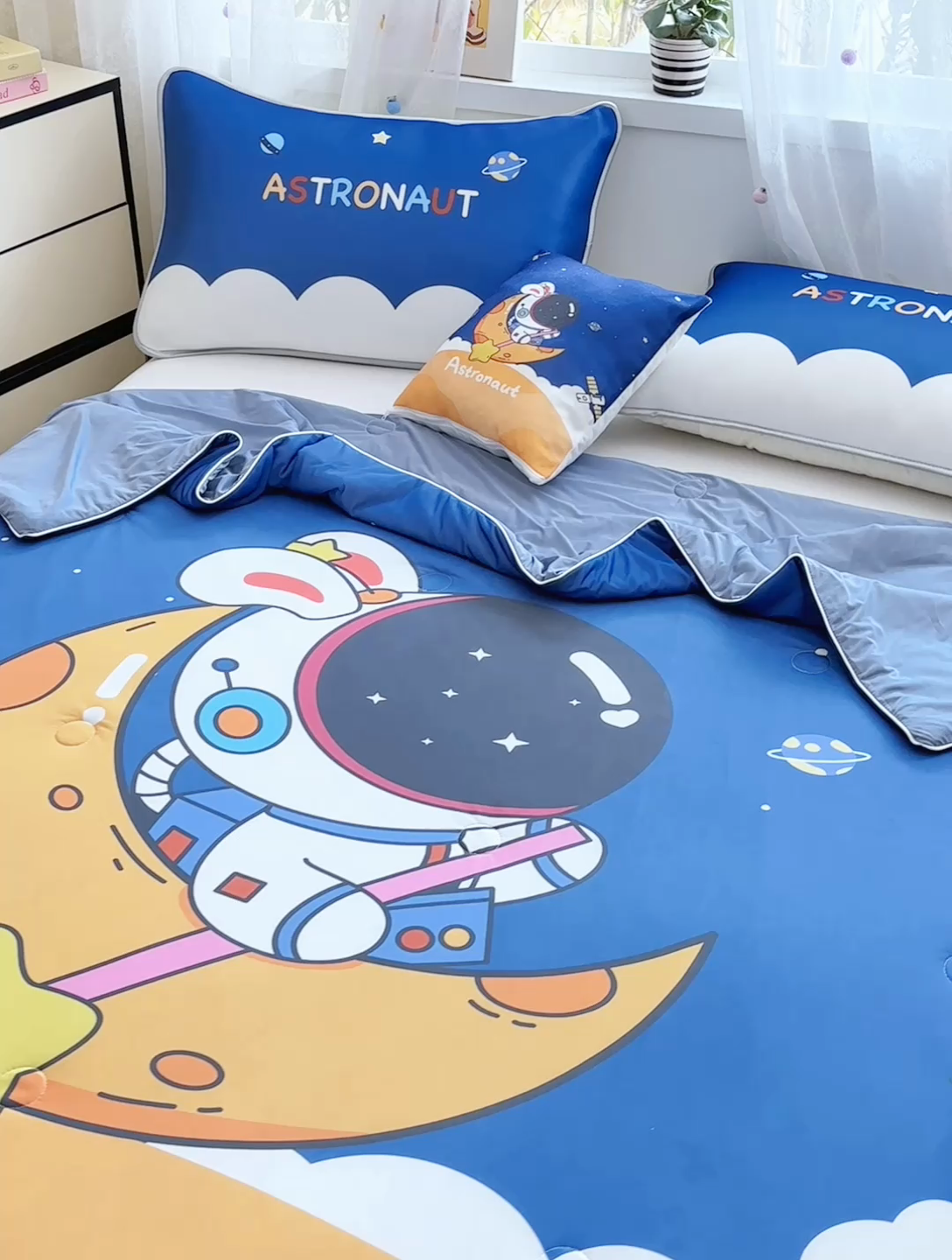 91家纺网 家纺一手货源 找家纺 （总）ds生活馆 2025新款A类大版卡通凉感丝夏被