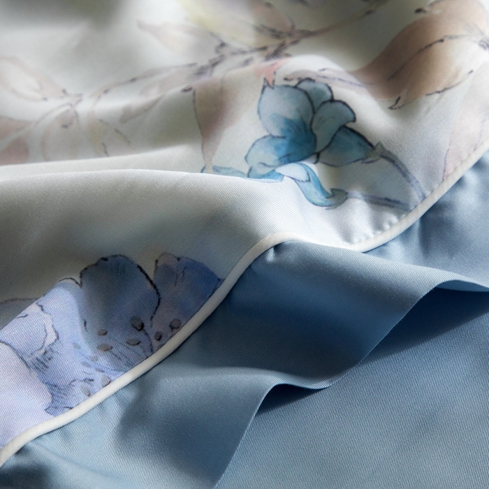 91家纺网 家纺一手货源 找家纺 佳居缘 2025新款天丝数码印花夏被四件套 悠蓝挽夏