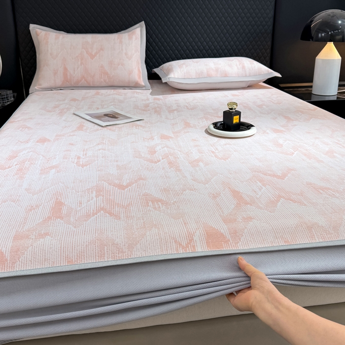 91家纺网 家纺一手货源 找家纺 小萌虎 小萌虎 2025新款PE高分子乙纶提花凉感凉席床席款床笠款 山溪-粉（床笠款）