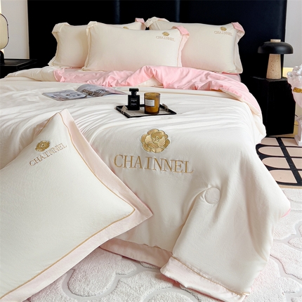 灰鲸 2025新款轻奢赛琳水洗棉刺绣夏被四件套系列 赛琳-奶昔白+樱花粉