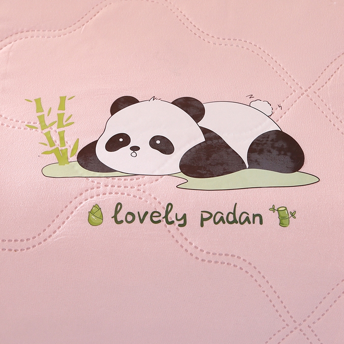 91家纺网 家纺一手货源 找家纺 爱洛家纺 2025新款A类凉感丝夏被被子被芯 熊猫粉