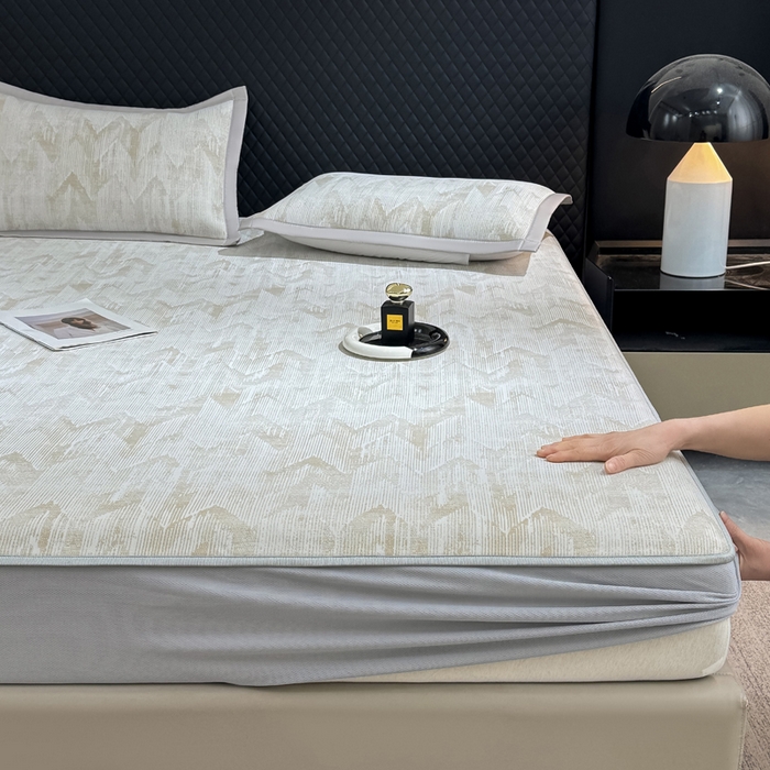 91家纺网 家纺一手货源 找家纺 999家纺 2025新款高端轻奢PE中分子凉感大提花凉席软席 山溪-咖（床笠款）