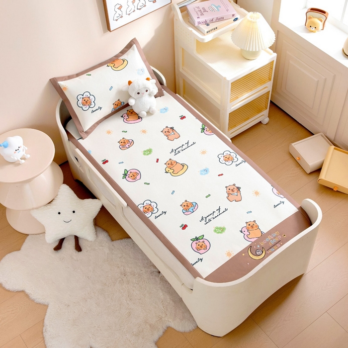 91家纺网 家纺一手货源 找家纺 宝贝优选 2025新款宝贝优选儿童7A抗菌高密绣花冰丝席 可爱巴拉