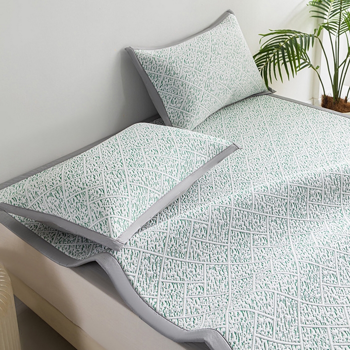 91家纺网 家纺一手货源 找家纺 鑫姿席业 2025新款A类凉感冰豆豆席 雅致床席款-冰豆绿