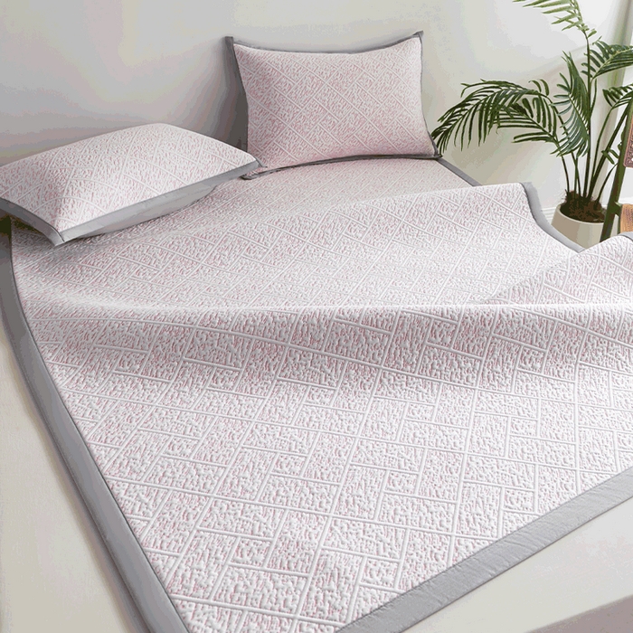 91家纺网 家纺一手货源 找家纺 鑫姿席业 2025新款A类凉感冰豆豆席 雅致床席款-冰粉