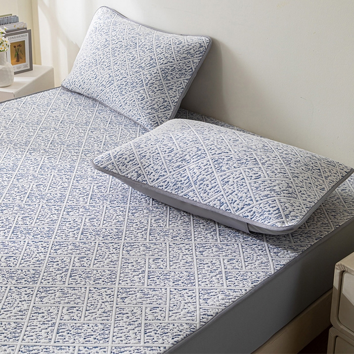 91家纺网 家纺一手货源 找家纺 鑫姿席业 2025新款A类凉感冰豆豆席 雅致床笠款-冰深蓝