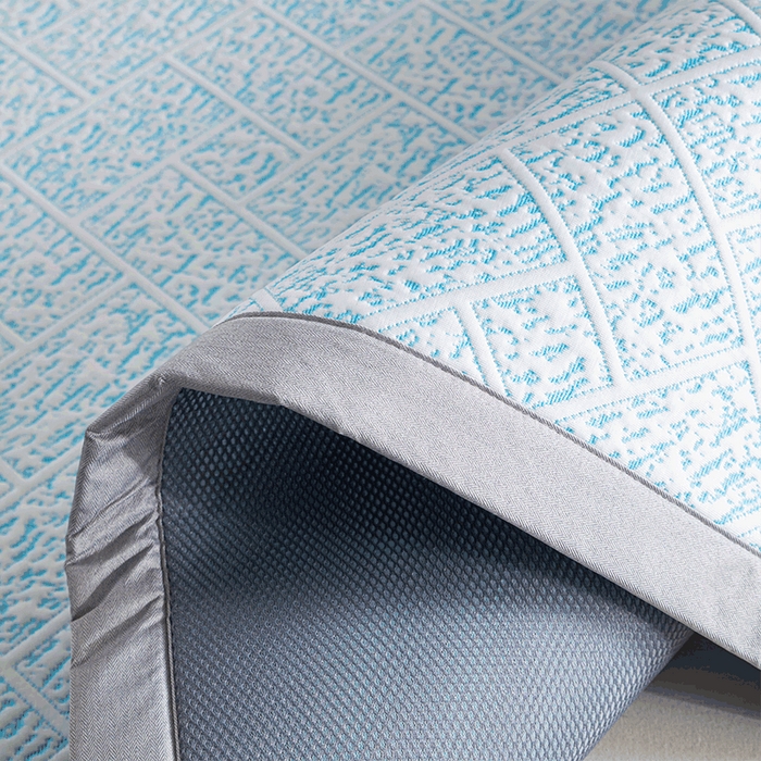 91家纺网 家纺一手货源 找家纺 鑫姿席业 2025新款A类凉感冰豆豆席 雅致床席款-冰浅蓝