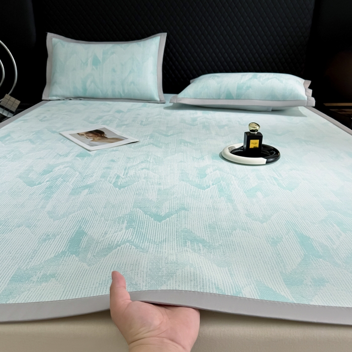 91家纺网 家纺一手货源 找家纺 小萌虎 小萌虎 2025新款PE高分子乙纶提花凉感凉席床席款床笠款 山溪-蓝（床席款）