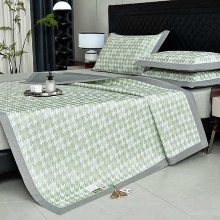 91家纺网 家纺一手货源 找家纺 小牛席业 2025新款PE千鸟格凉感冰丝席系列 绿色