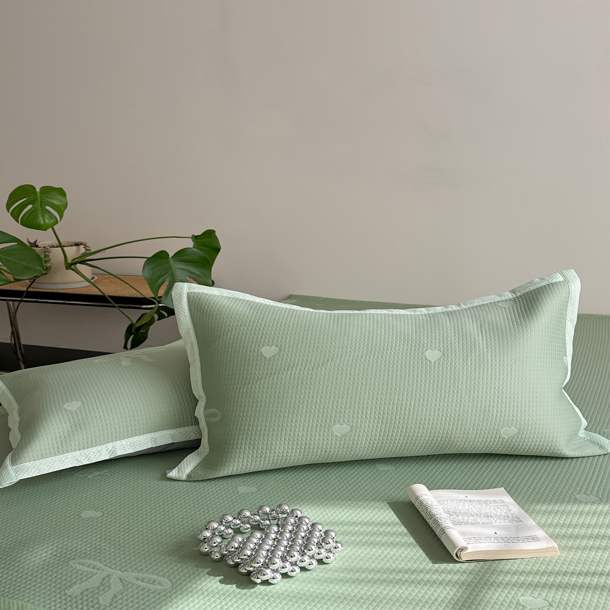 91家纺网 家纺一手货源 找家纺 2025新款夏季3D清凉感纯色凉豆豆系列凉席床笠 绿色