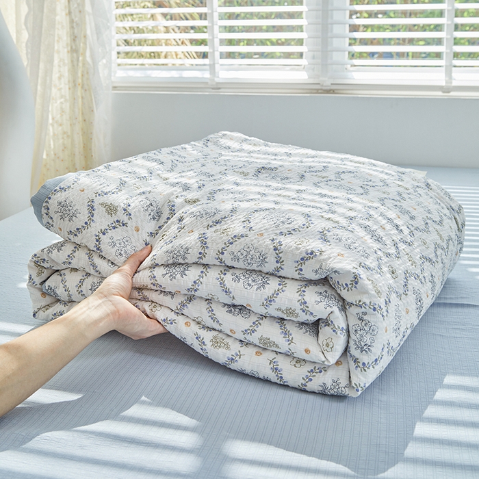 91家纺网 家纺一手货源 找家纺 迪乐妮 2025新款彩竺棉夏被四件套 夕蓝