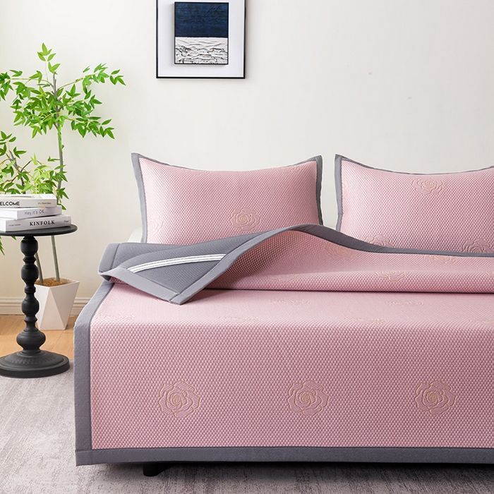 91家纺网 家纺一手货源 找家纺 2025新款山茶花系列冰豆豆凉席 山茶花床席款-粉