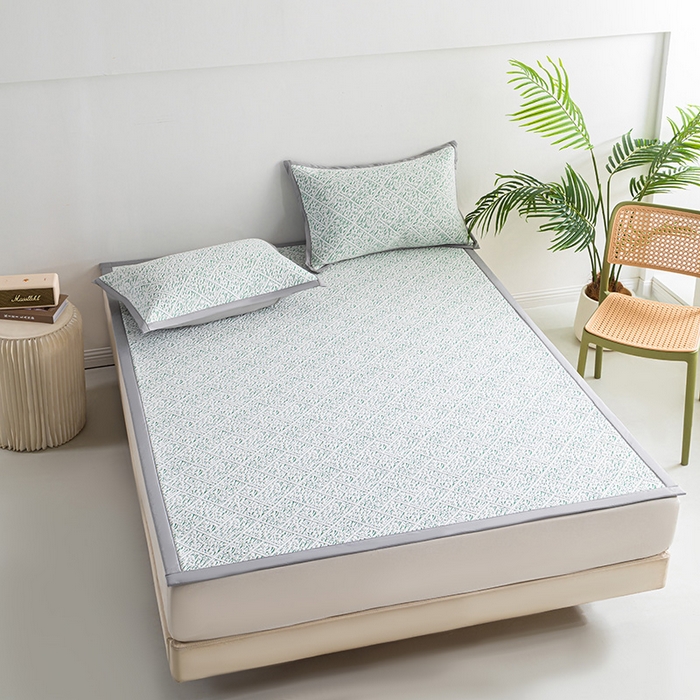 91家纺网 家纺一手货源 找家纺 鑫姿席业 2025新款A类凉感冰豆豆席 雅致床席款-冰豆绿