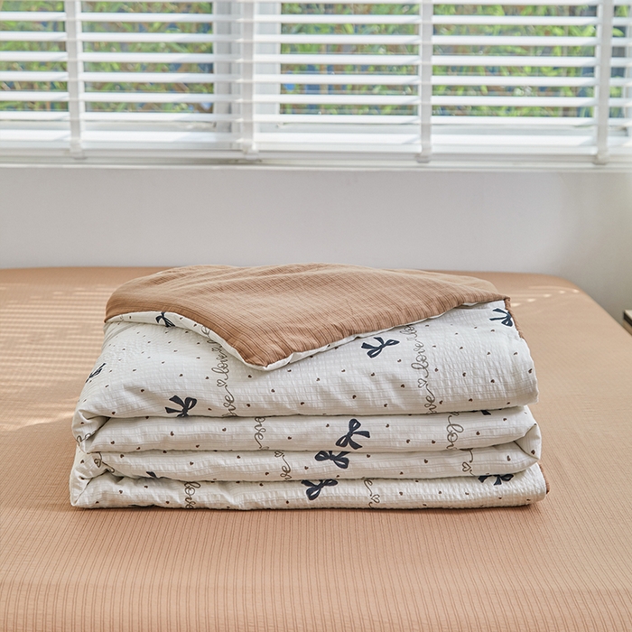 91家纺网 家纺一手货源 找家纺 迪乐妮 2025新款彩竺棉夏被四件套 爱心碟