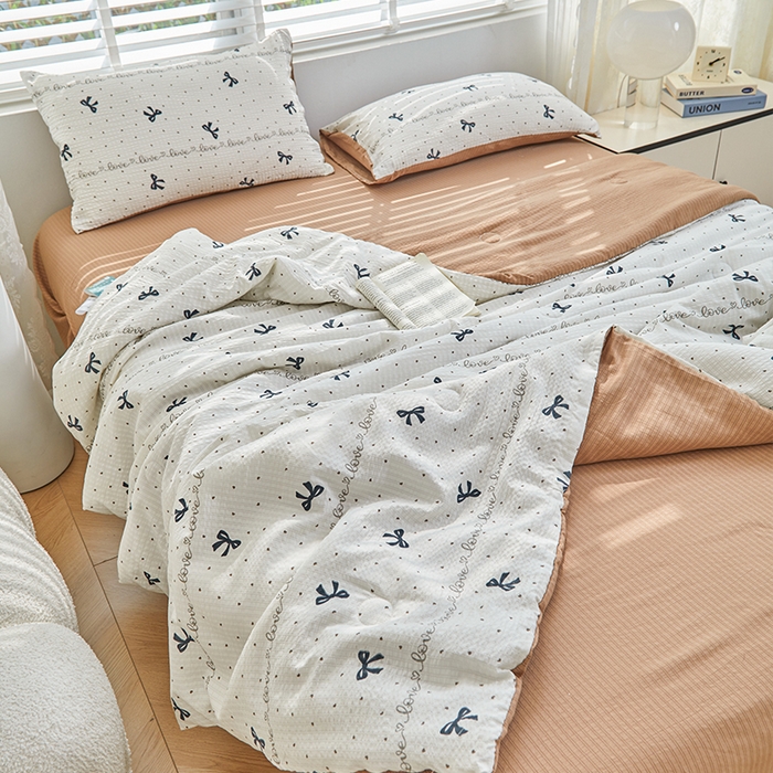 91家纺网 家纺一手货源 找家纺 迪乐妮 2025新款彩竺棉夏被四件套 爱心碟