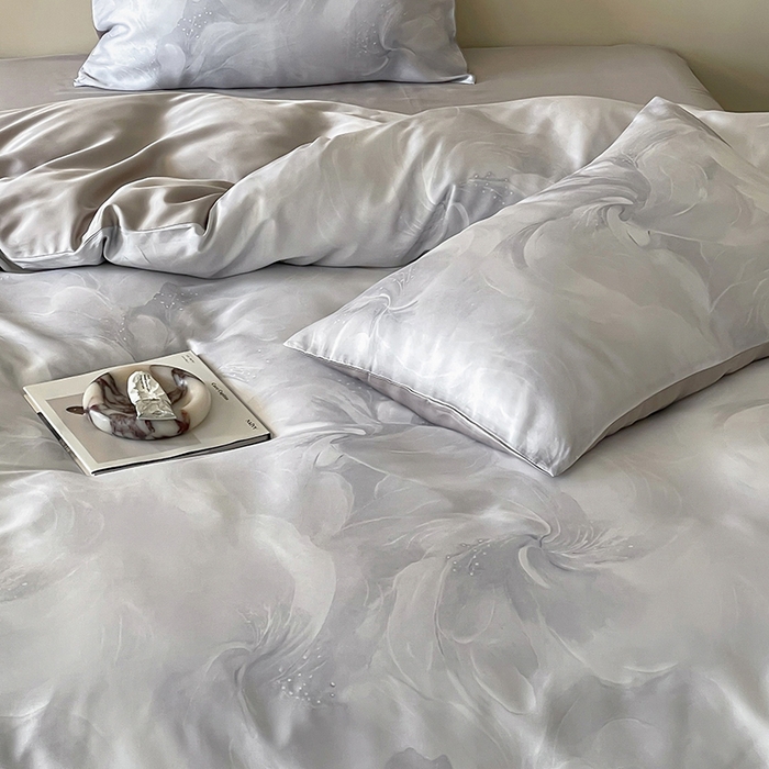 91家纺网 家纺一手货源 找家纺 沐晴家纺 2025春夏新款纯色数码印花60兰精天丝四件套 莫斯-灰