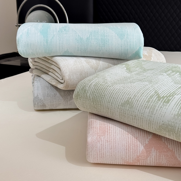 91家纺网 家纺一手货源 找家纺 小萌虎 小萌虎 2025新款PE高分子乙纶提花凉感凉席床席款床笠款 山溪-灰（床席款）