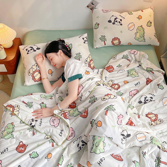 91家纺网 家纺一手货源 找家纺 简爱 2025新款A类针织棉大豆纤维夏被 卡通世界