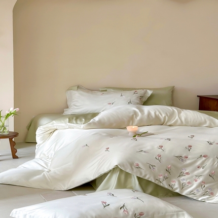 佳汐蓝家纺 2025新款春夏新品TENCEL兰精天丝四件套绣花系列 墨菲花园·珍珠绿