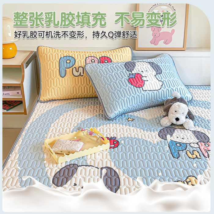 91家纺网 家纺一手货源 找家纺 布卢姆床垫 2025新款A类大版数码凉感丝乳胶凉席 草莓小狗