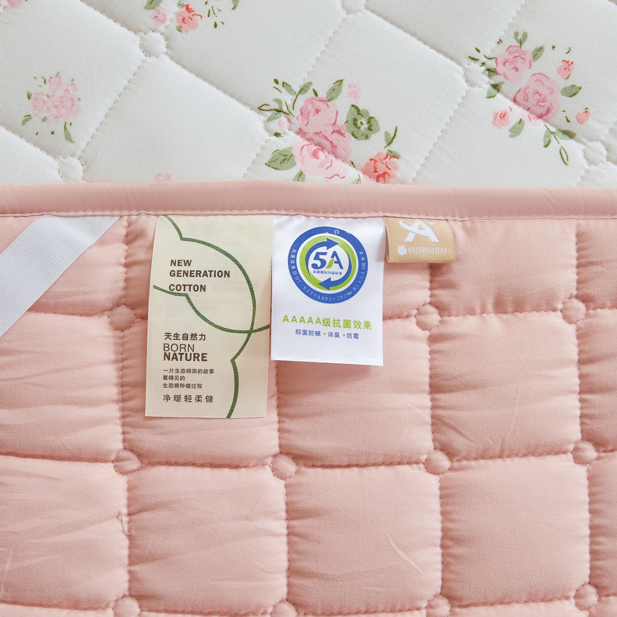 91家纺网 家纺一手货源 找家纺 魅图家纺 2025新款A类云朵棉抗菌棉花床护垫 浪漫花园
