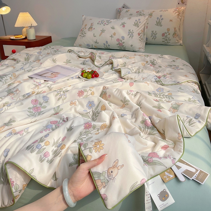 91家纺网 家纺一手货源 找家纺 简爱 2025新款A类针织棉大豆纤维夏被 秘密花园