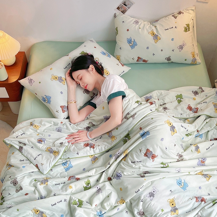 91家纺网 家纺一手货源 找家纺 简爱 2025新款A类针织棉大豆纤维夏被 嘟嘟狗