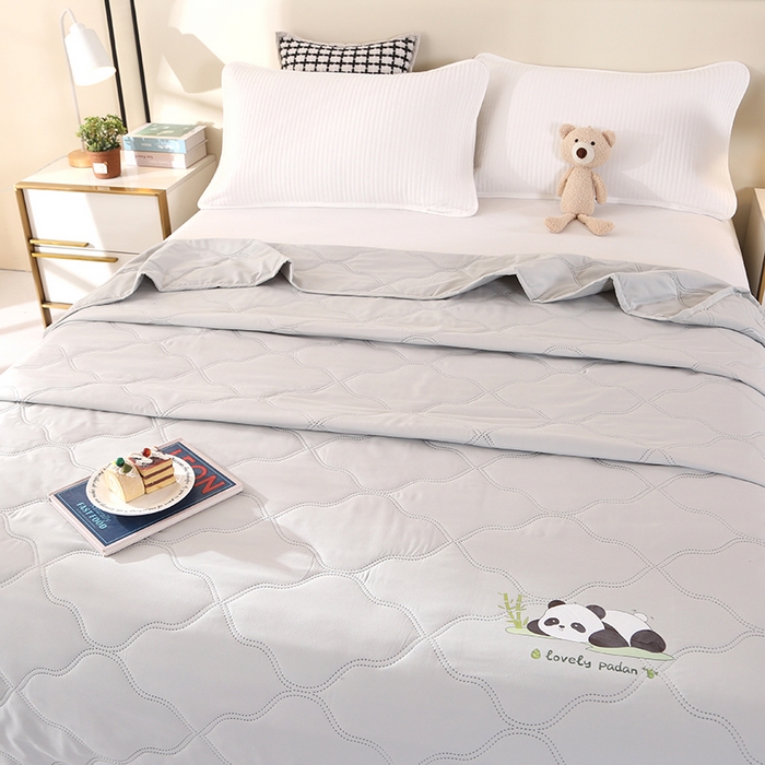 91家纺网 家纺一手货源 找家纺 爱洛家纺 2025新款熊猫超声波夏凉被被子被芯 熊猫灰-夏被