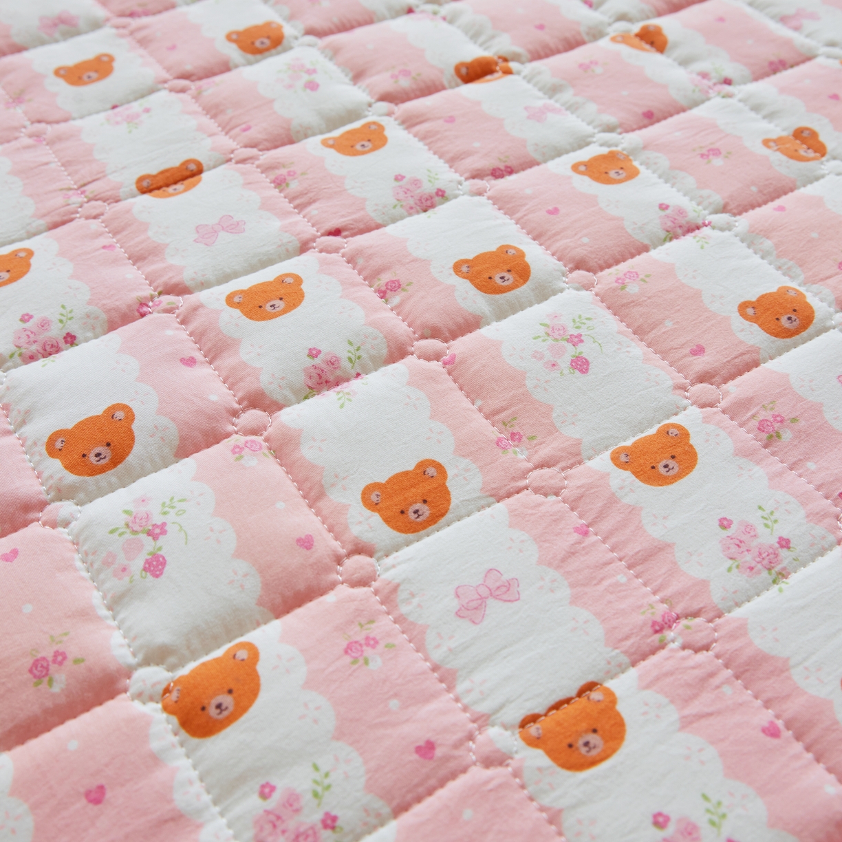 91家纺网 家纺一手货源 找家纺 魅图家纺 2025新款A类云朵棉抗菌棉花床护垫 花恋小熊