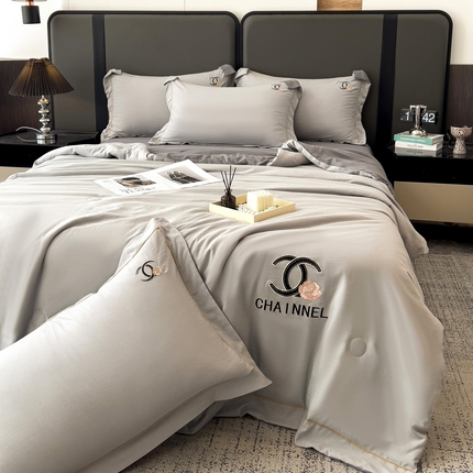 91家纺网 家纺一手货源 找家纺 （总）灰鲸 2025新款轻奢洛可刺绣水洗棉夏被四件套系列