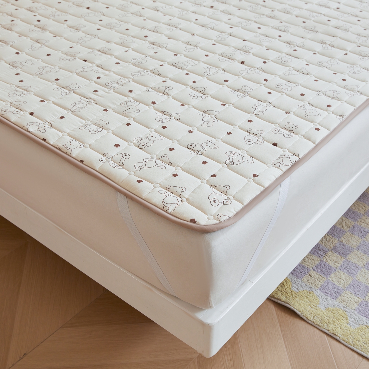 91家纺网 家纺一手货源 找家纺 魅图家纺 2025新款A类云朵棉抗菌棉花床护垫 小熊院长