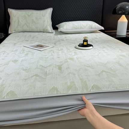 91家纺网 家纺一手货源 找家纺 小萌虎 小萌虎 2025新款PE高分子乙纶提花凉感凉席床席款床笠款 山溪-绿（床笠款）