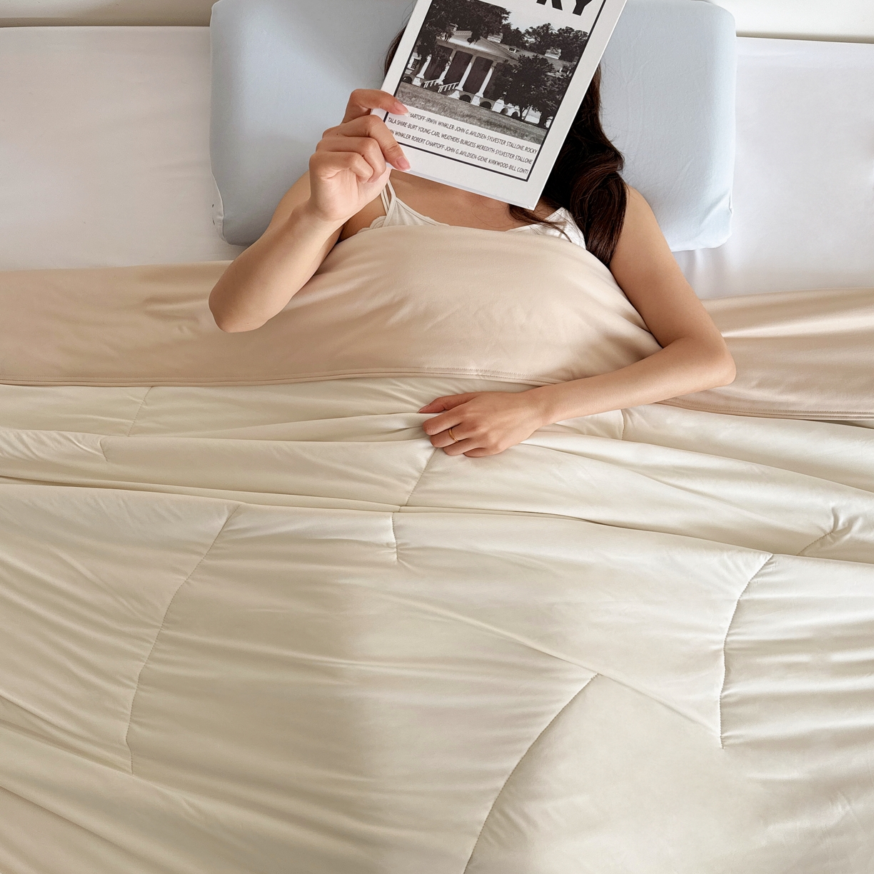 91家纺网 家纺一手货源 找家纺 兜米家居 2025新品某朵同款深睡双感夏被空调被 浅杏