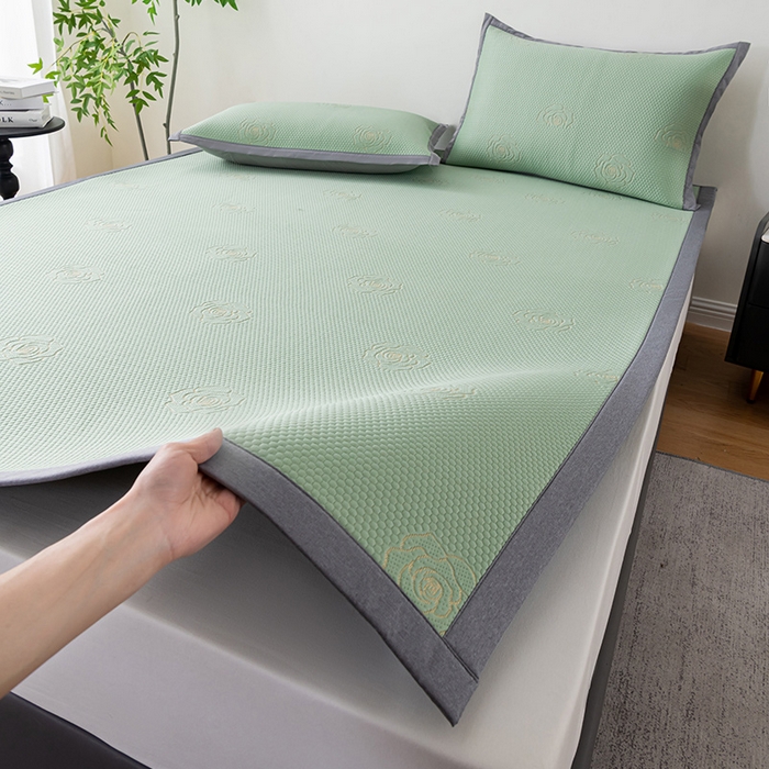 91家纺网 家纺一手货源 找家纺 2025新款山茶花系列冰豆豆凉席 山茶花床席款-绿