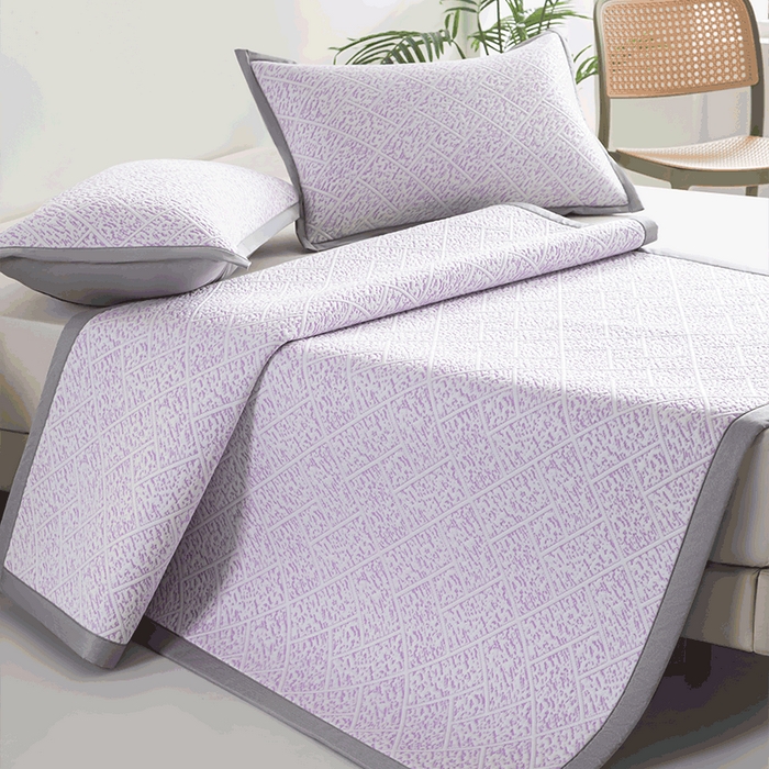 91家纺网 家纺一手货源 找家纺 鑫姿席业 2025新款A类凉感冰豆豆席 雅致床席款-冰紫