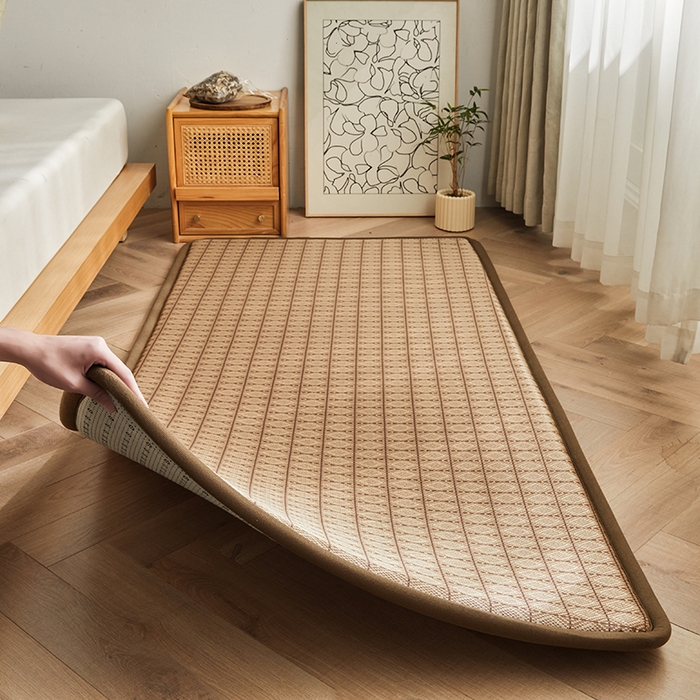 91家纺网 家纺一手货源 找家纺 迪乐妮 2025新款抑菌冰丝地垫床垫爬爬垫-小床图 抑菌冰丝垫罗马格-咖