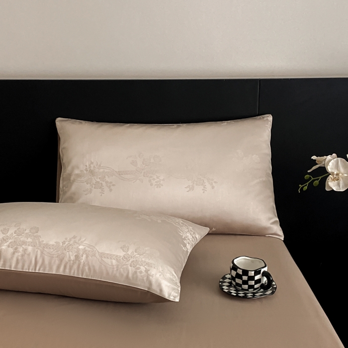 91家纺网 家纺一手货源 找家纺 琪格格纺织 2025春夏新款莱赛尔天丝四件套 莱赛尔 花淡妍