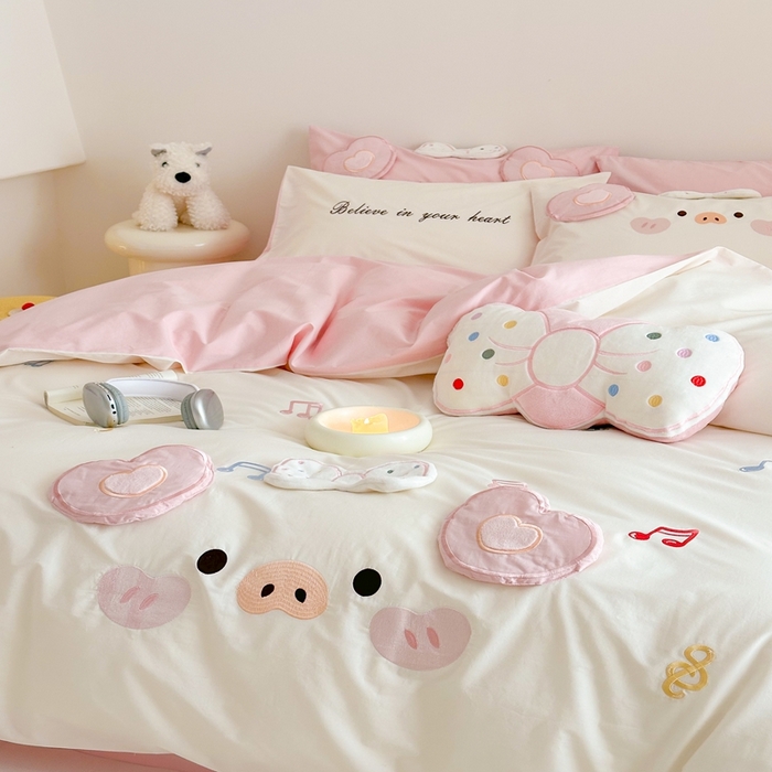 91家纺网 家纺一手货源 找家纺 朗莎家纺 2025新款40支全棉水洗五件套 快乐小猪