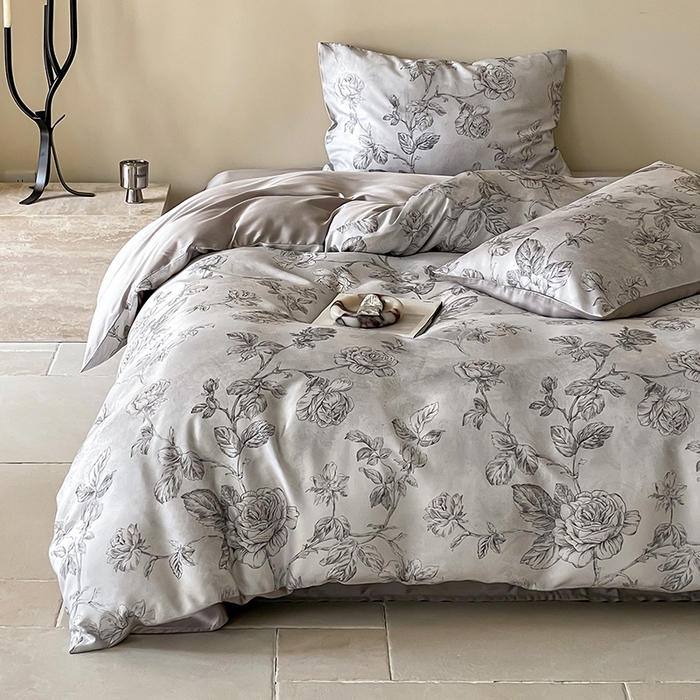 91家纺网 家纺一手货源 找家纺 沐晴家纺 2025春夏新款纯色数码印花60兰精天丝四件套 夏洛-灰