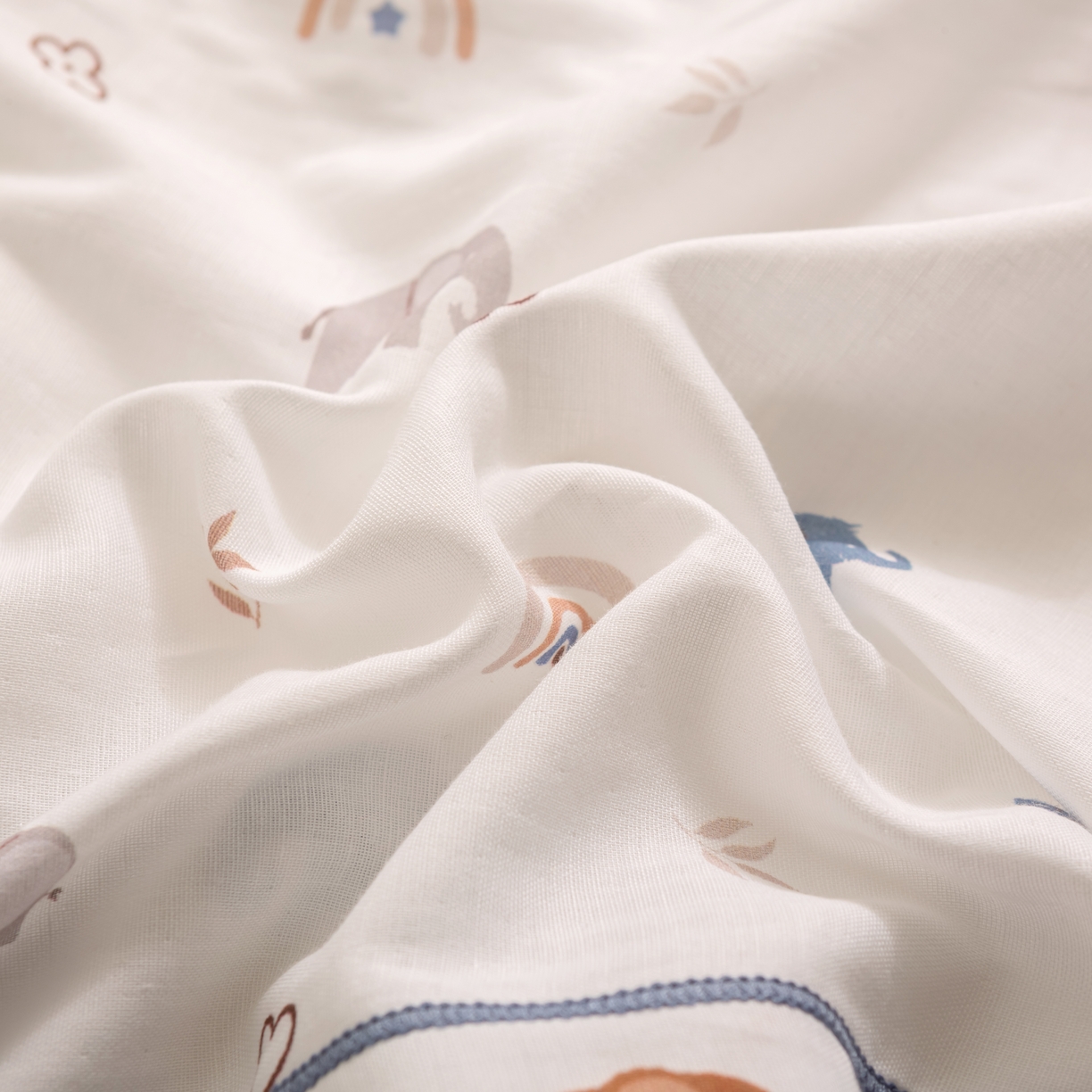 91家纺网 家纺一手货源 找家纺 萌番宝 2025新款A类全棉纯棉水洗双层纱卡通儿童单枕套信封枕单枕套 枕套单件 彩虹象